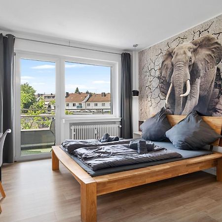 Apartment 1, direkt am Bahnhof Aachen Bagian luar foto