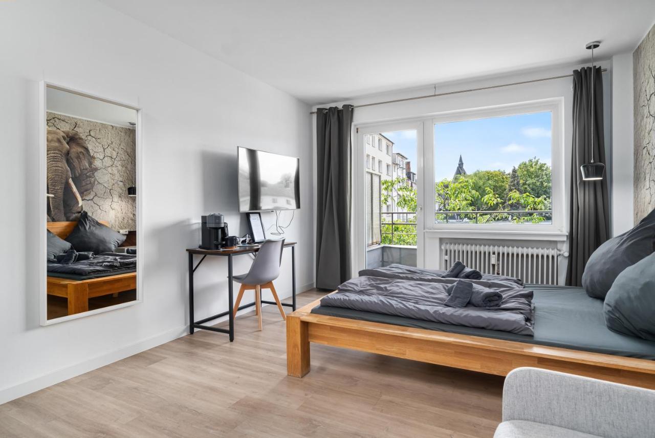 Apartment 1, direkt am Bahnhof Aachen Bagian luar foto